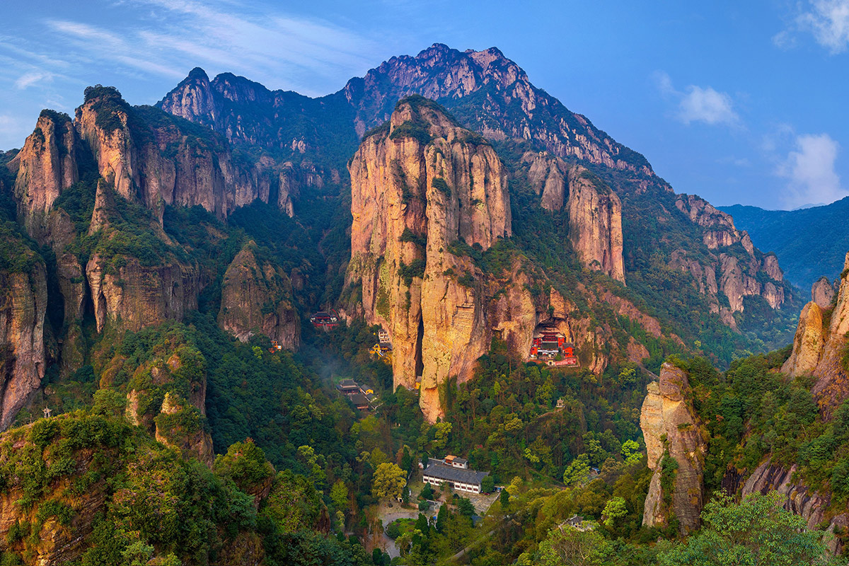Lingfeng Scenic Area
